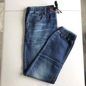 Bullhead // NWOT Men's Denim Style Skinny Joggers